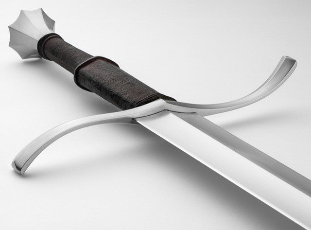 Katana vs Longsword: Bataille des lames