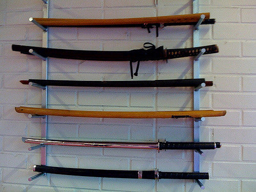 Erkundung des traditionellen japanischen Schwertherstellungsprozesses „Tsuchioki“